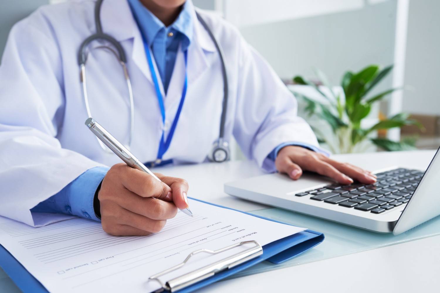 Best General Medicine Doctor in Noida